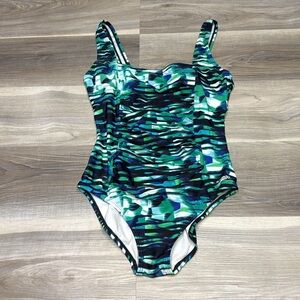 🏴Speedo Chic Multicolor Swimsuit size 10